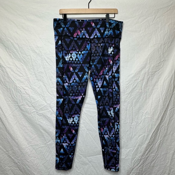 Constantly Varied Gear Geometric Blue and Black Leggings. Too long for me. - Picture 2 of 4